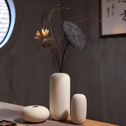 Itzacart Minimalist White Color Cylindrical Shape Desktop Nordic Vases Design Vases Ceramic Decoration