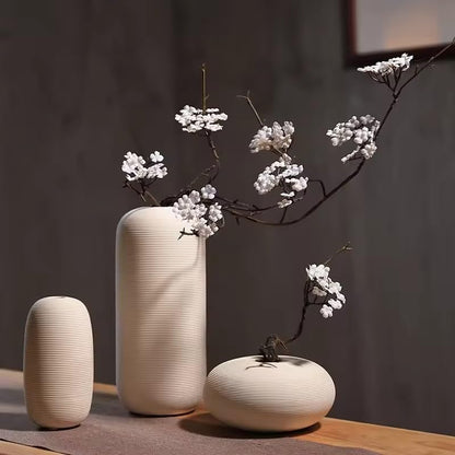 Itzacart Minimalist White Color Cylindrical Shape Desktop Nordic Vases Design Vases Ceramic Decoration