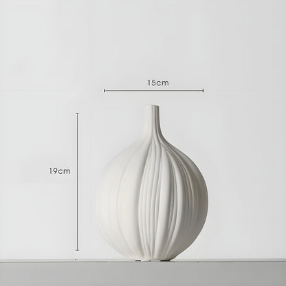 Itzacart White Garlic Vase