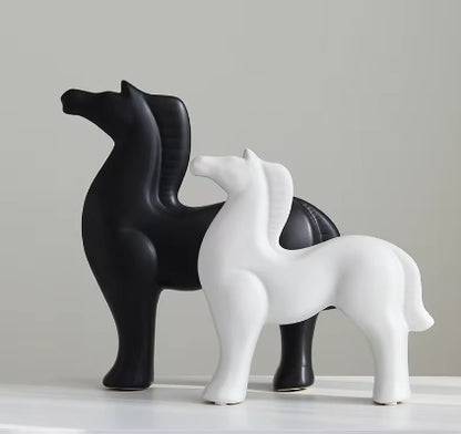 Modern Glossy Ceramic Horse Statue - Enhances Home & Office Décor (White)